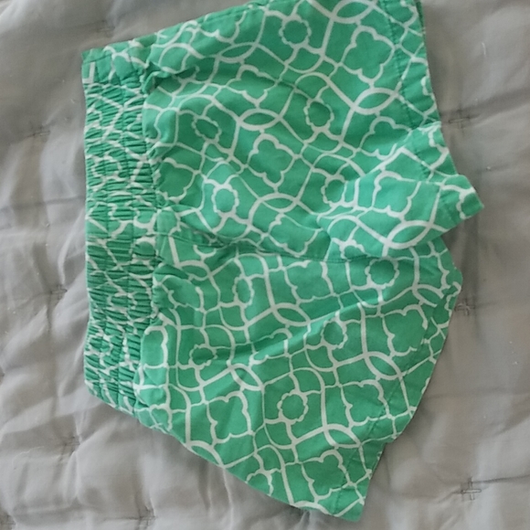 Janie and Jack 12 to 18 months. Green shorts. - Picture 2 of 3